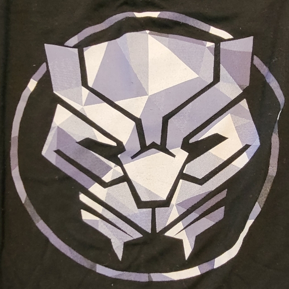 Marvel's Her Universe Black Panther Tank Top - Picture 4 of 5